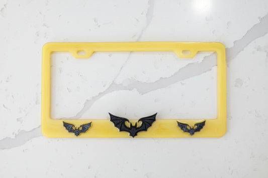 Handcrafted Resin Bat License Plate Holder – Swirly Yellow & Matte Black