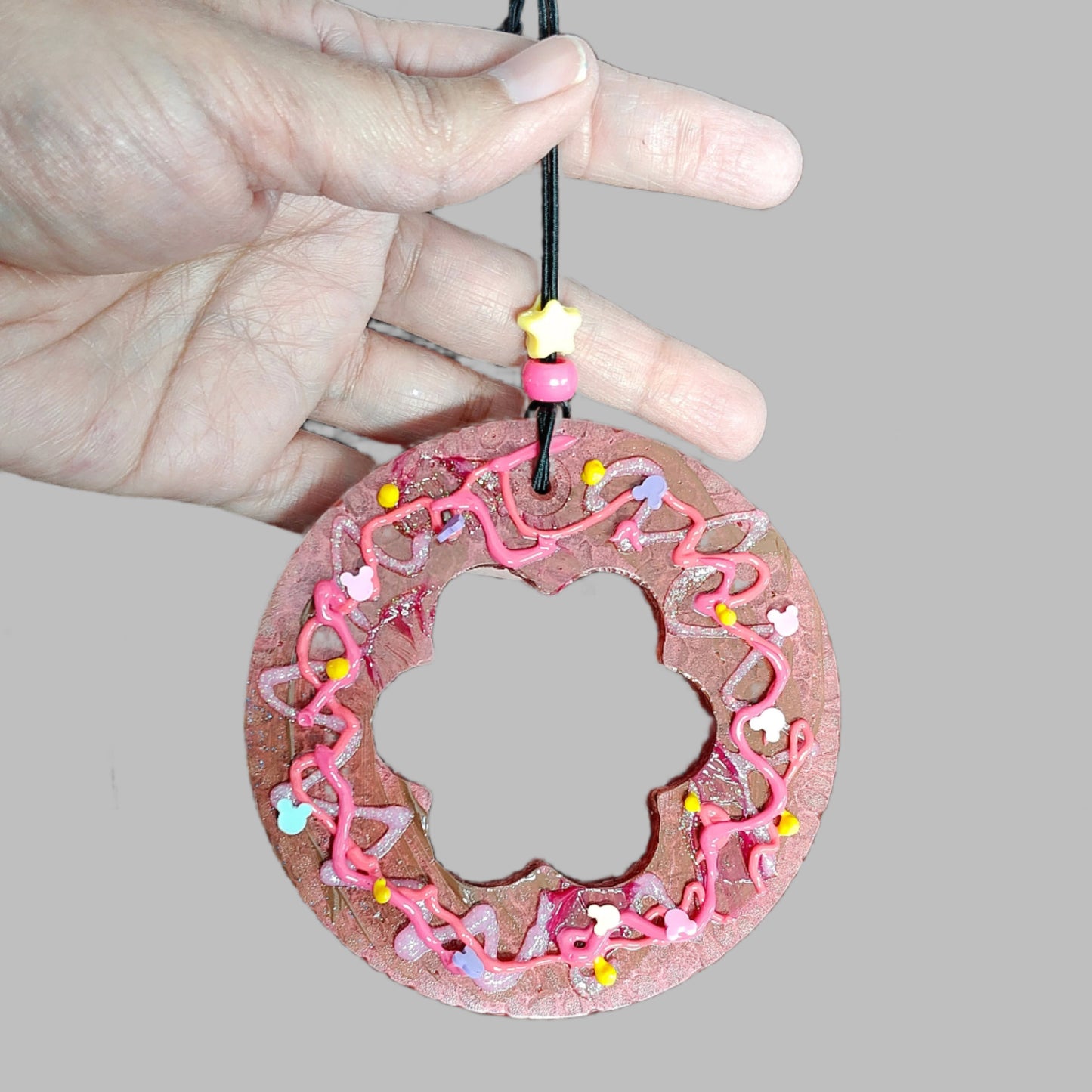 Freshie - Donut with sprinkles and flower inner shape