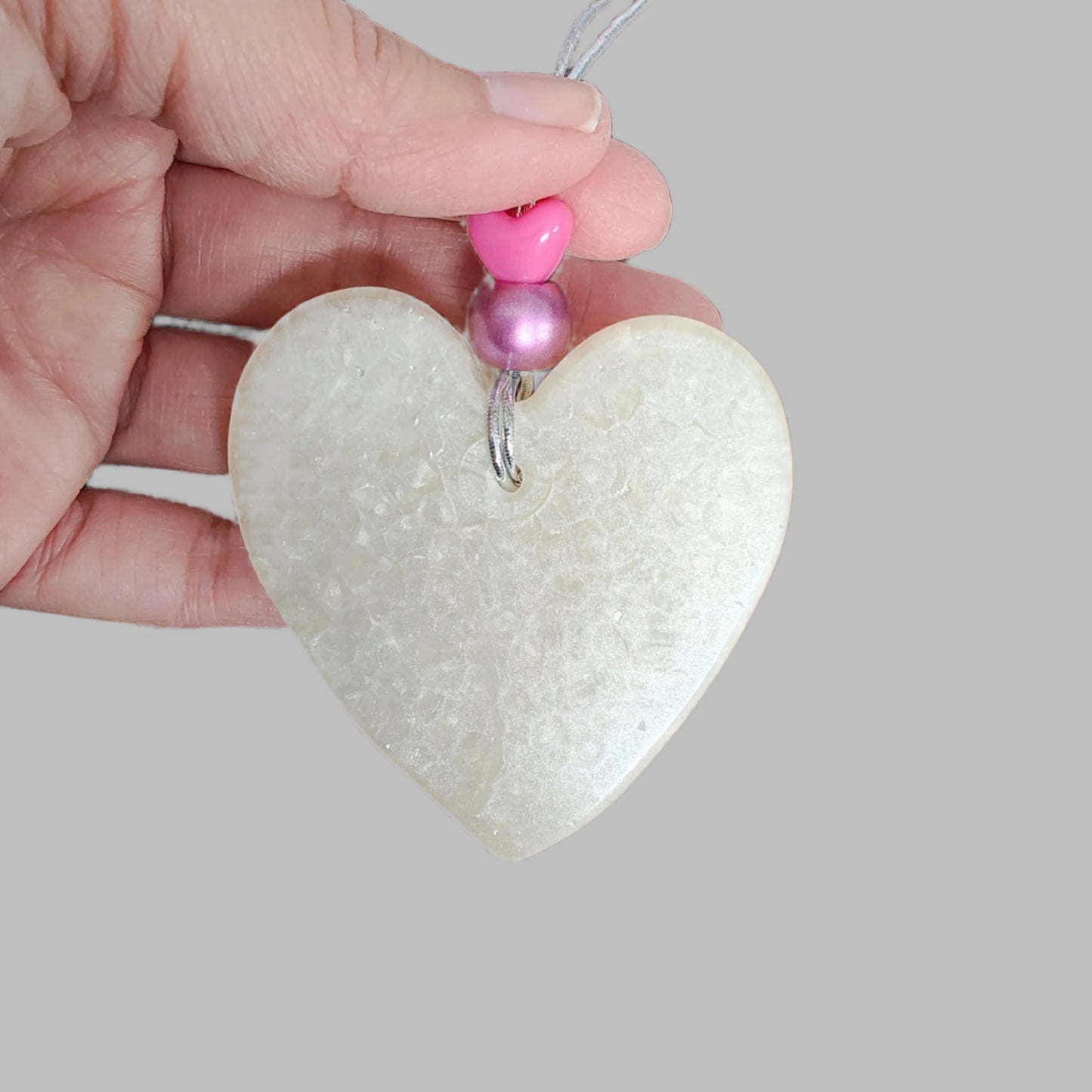Freshie - White Heart With Bead