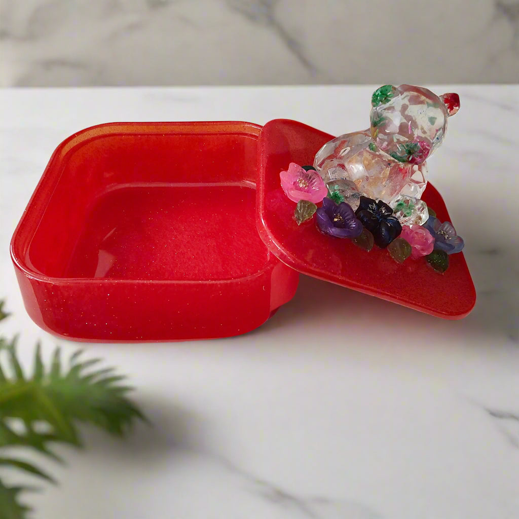 Knickknack - Large resin square jewelry box with bear & flowers lid