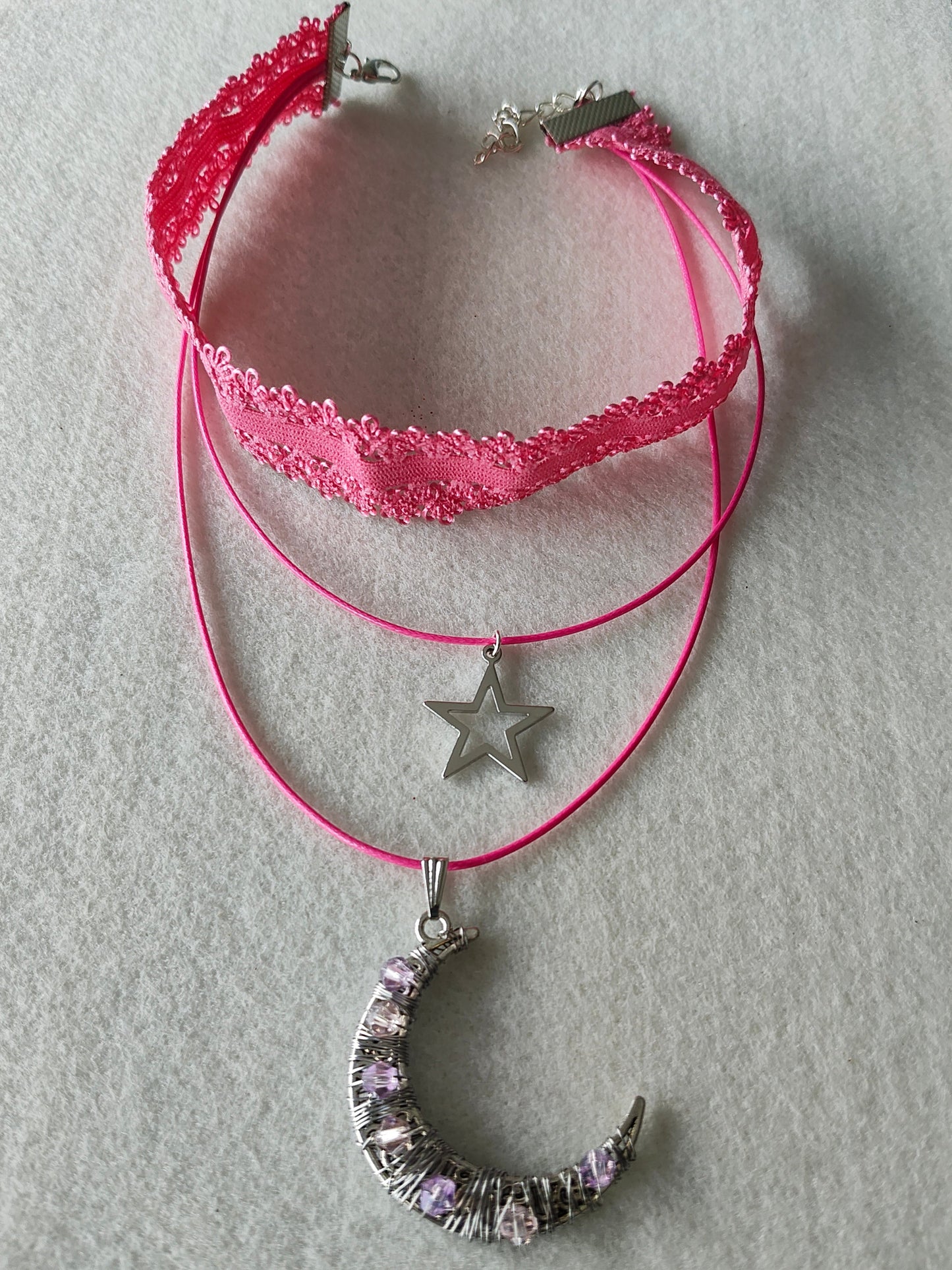 Necklace - Choker colored elastic lace ribbon with two polyester strands and a moon and star silver charm