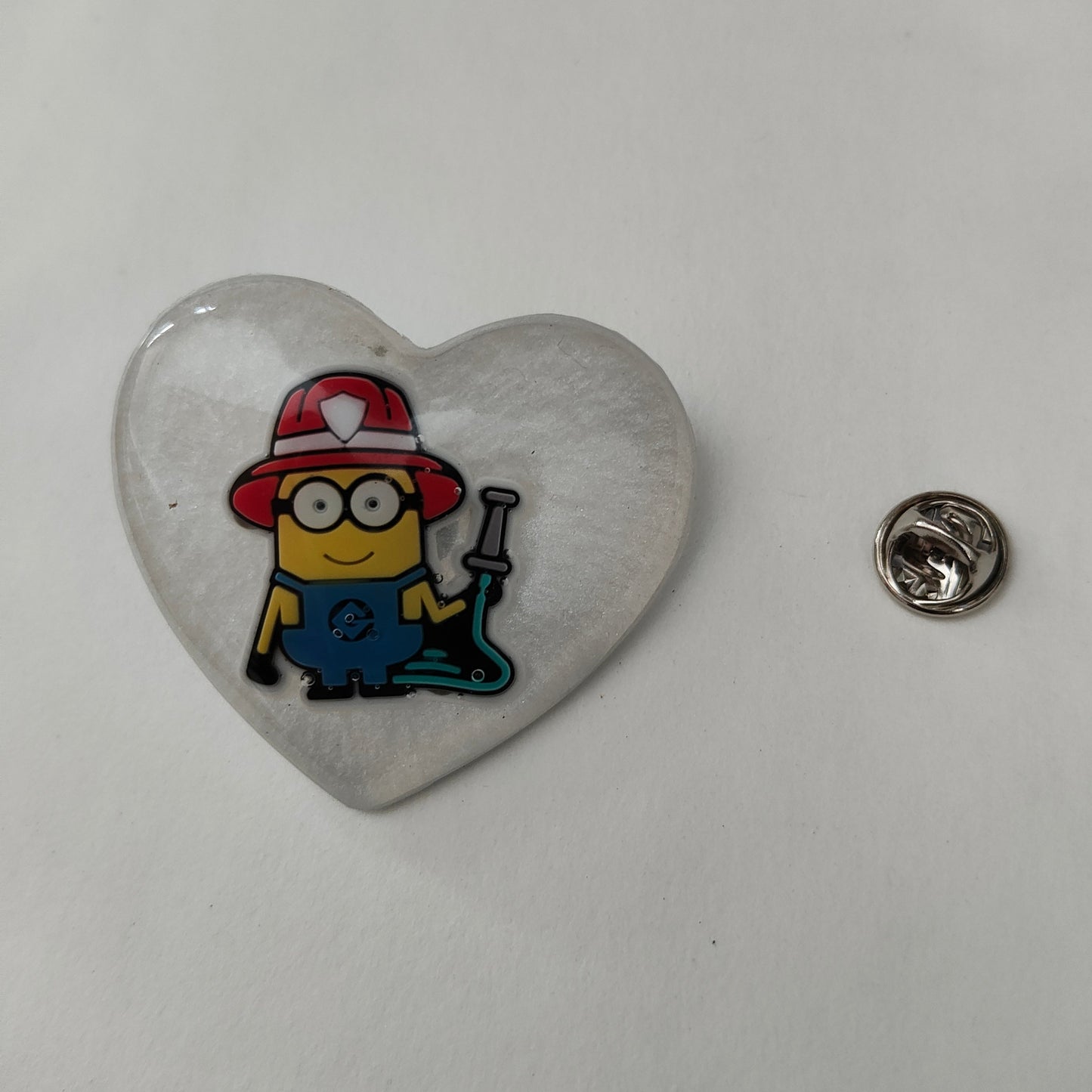 Pin - 3D minions resin pin with silver butterfly clutch