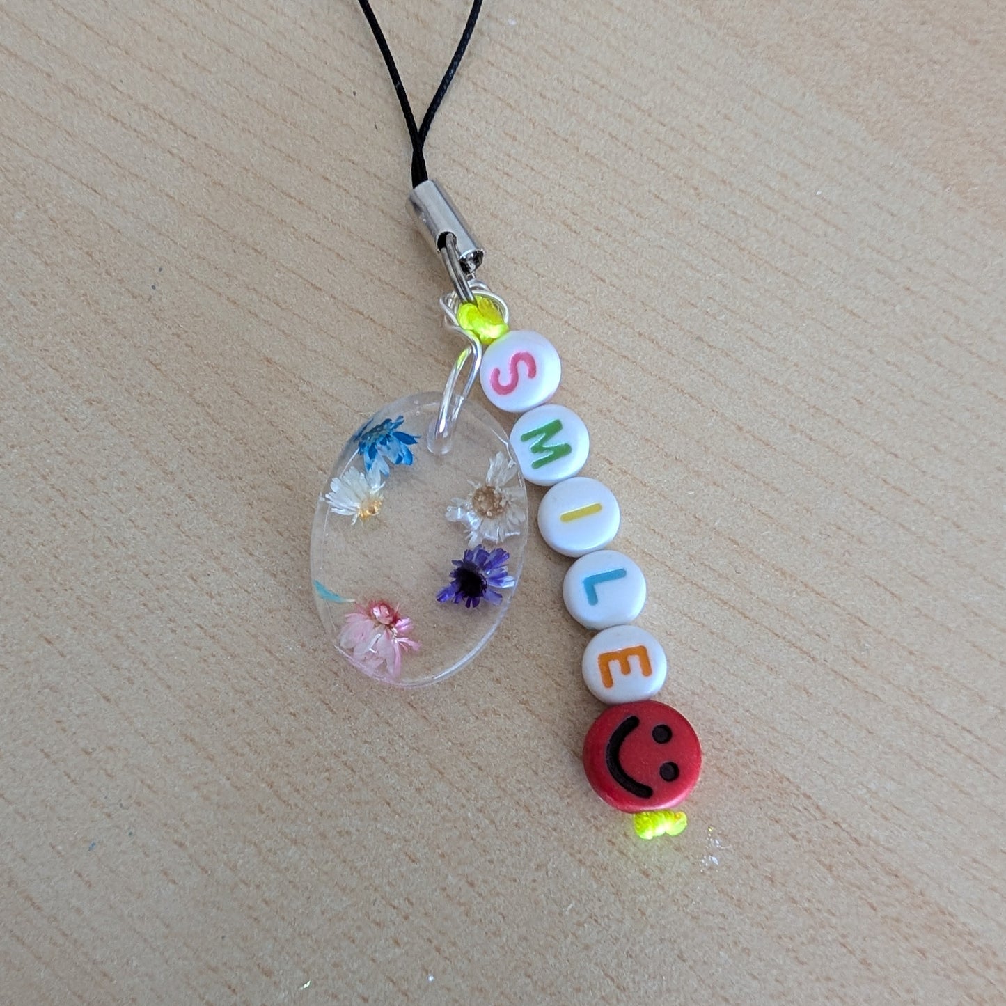 Phone charm - Resin charm with dried flowers and beads