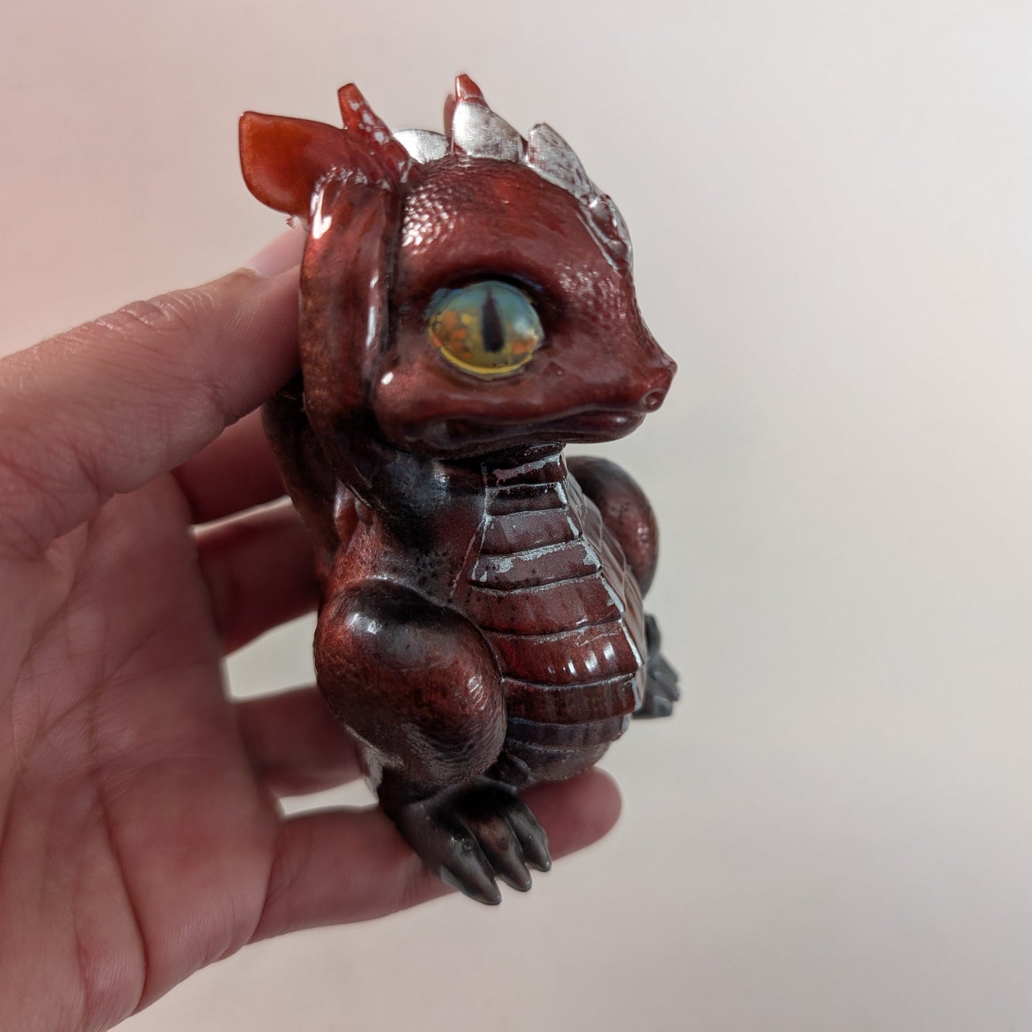 Knickknack - Resin hear no evil dragon trinket
