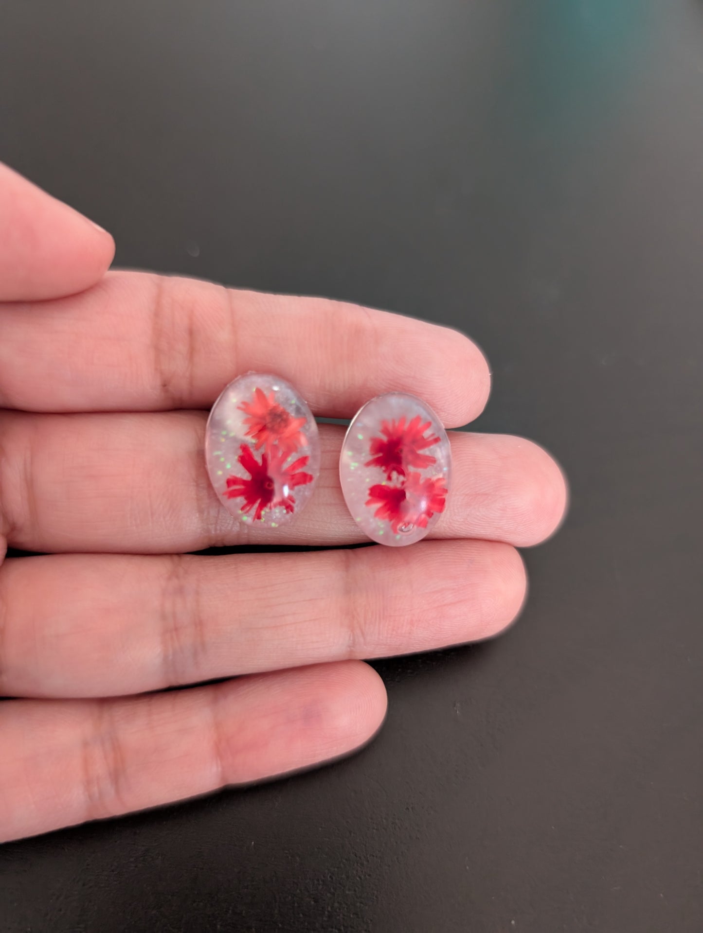 Earrings - 3D Dried flowers Resin on post