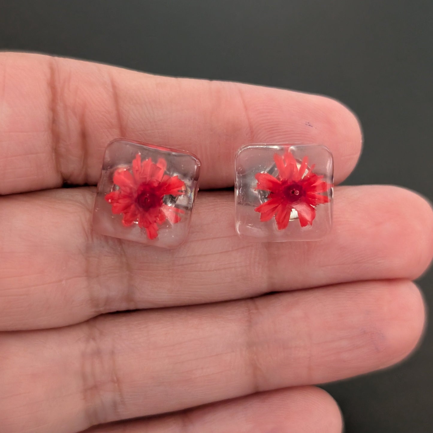 Earrings - Dried flowers Resin square studs