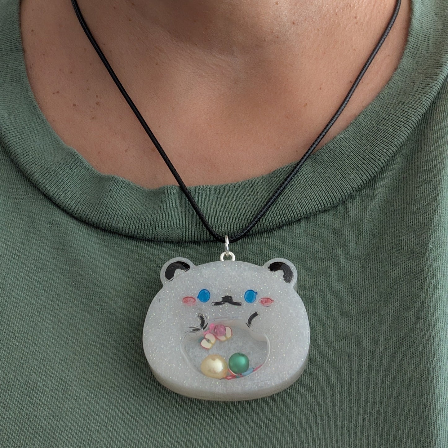 Necklace - 17.5 inches resin shaker bear on black leather cord with clasp