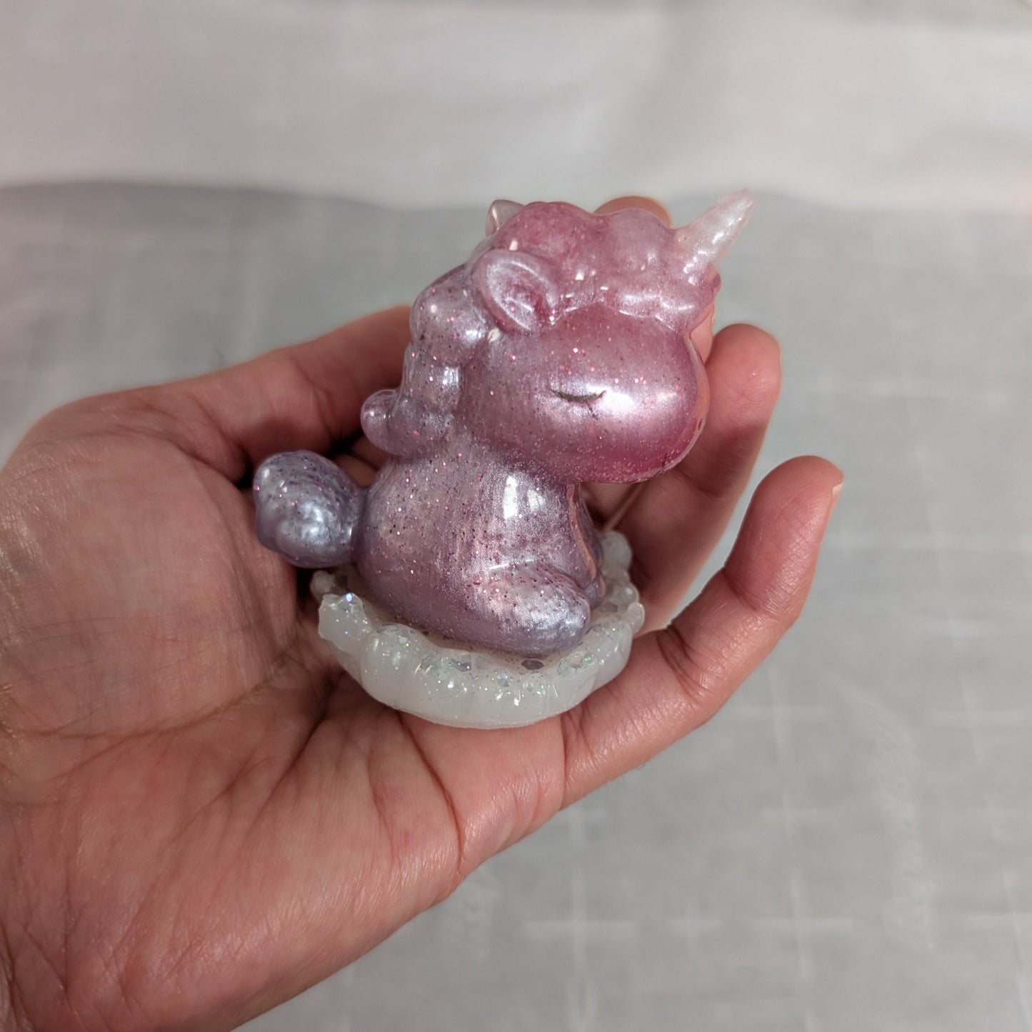 Knickknack - Resin small unicorn on cloud trinket