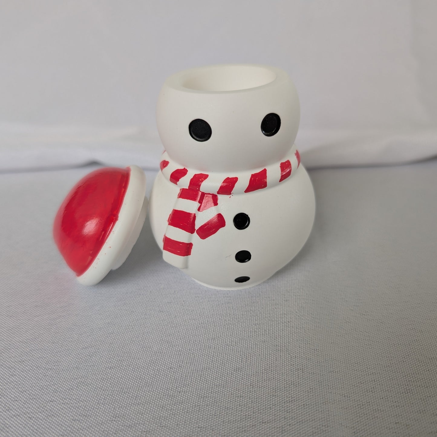 Knickknack - Resin snowman trinket with lid