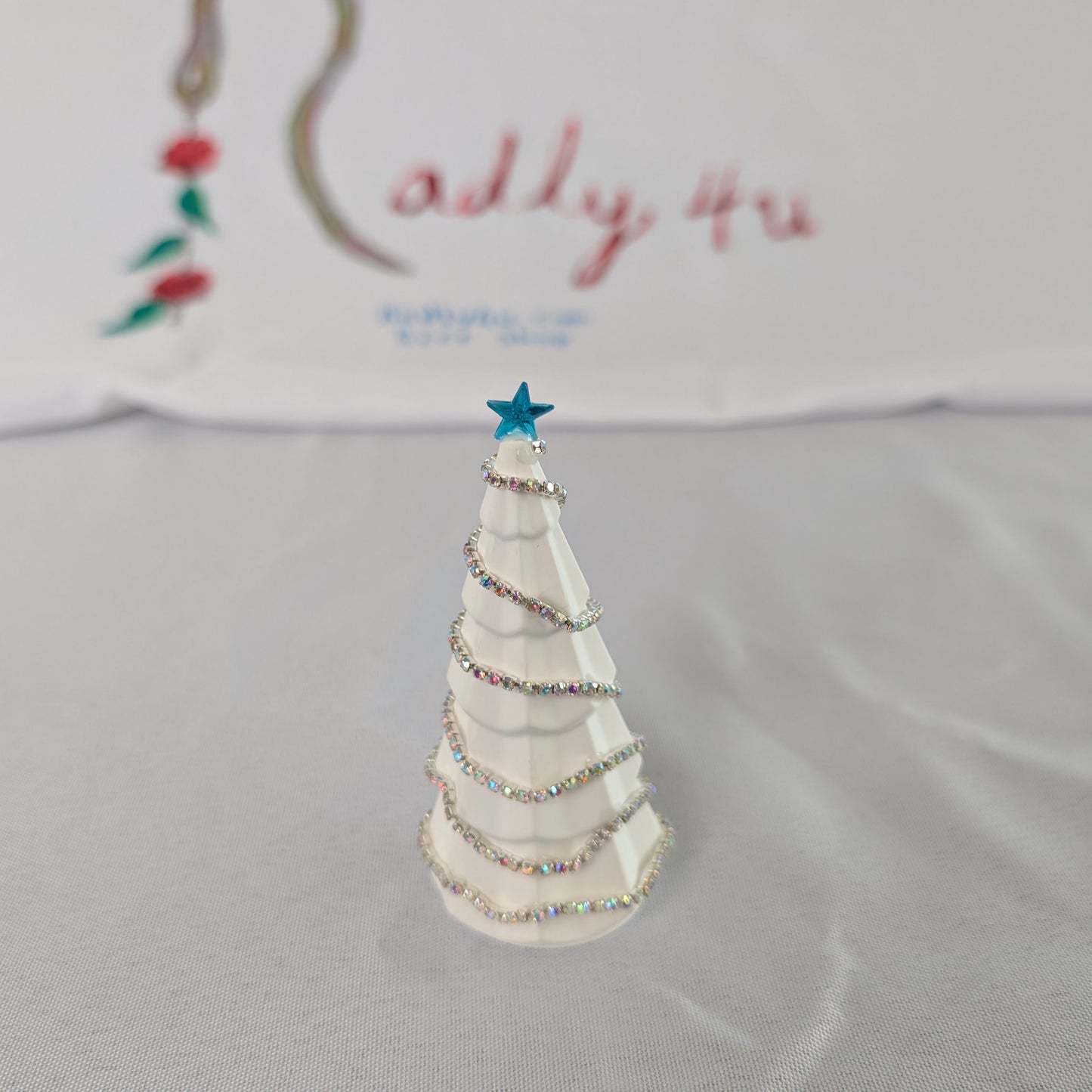 Knickknack - Resin Christmas tree trinket