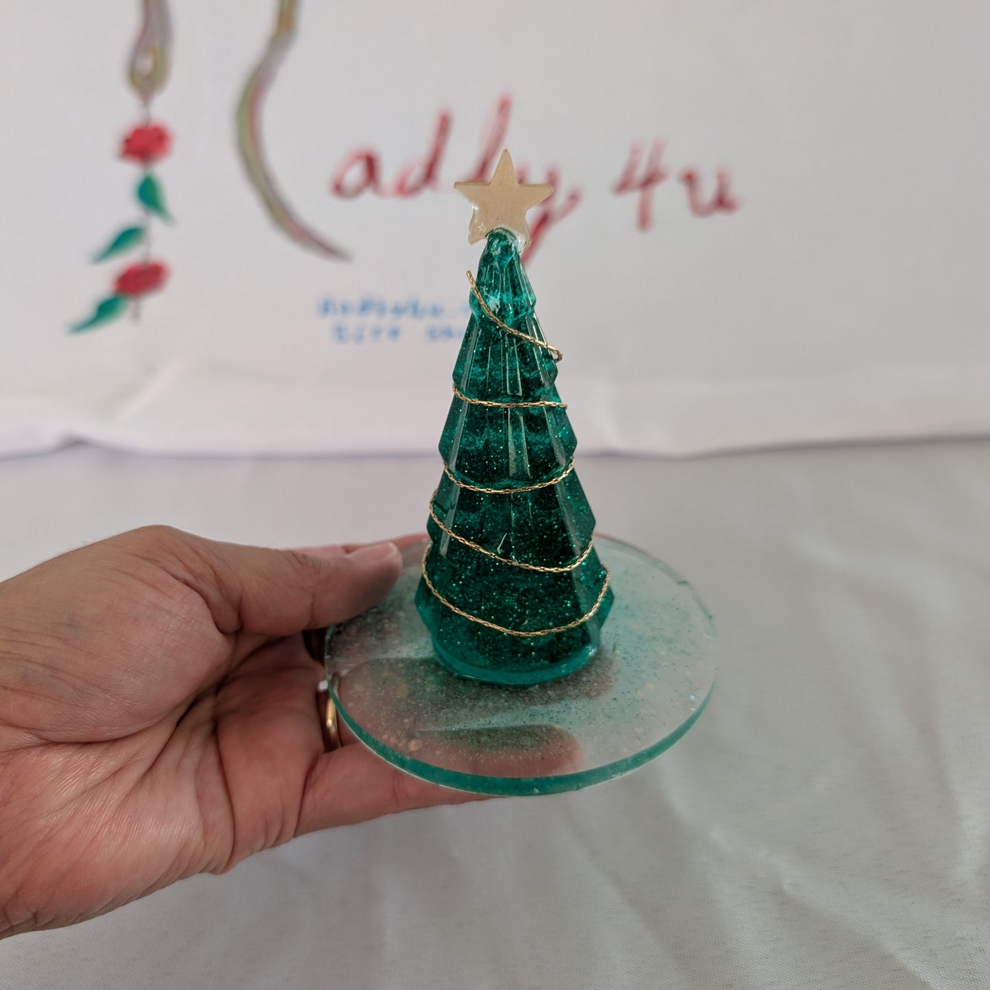 Knickknack - Resin Christmas tree trinket