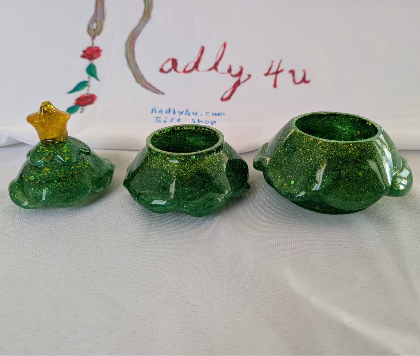 Knickknack - Resin Christmas tree trinket 3 part