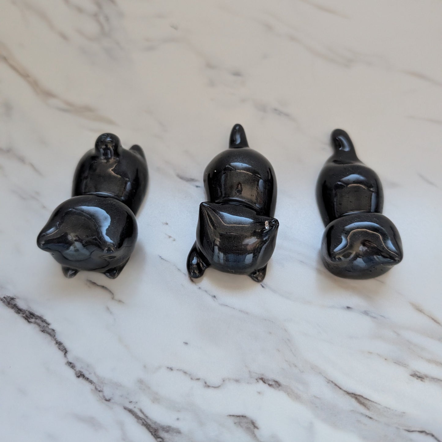 Resin small black cat trinket