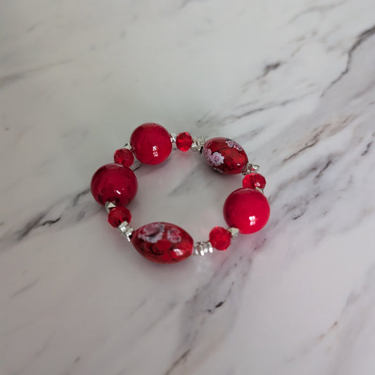 Handcrafted Red Glaze & Crystal Elastic Bracelet – Floral Accents