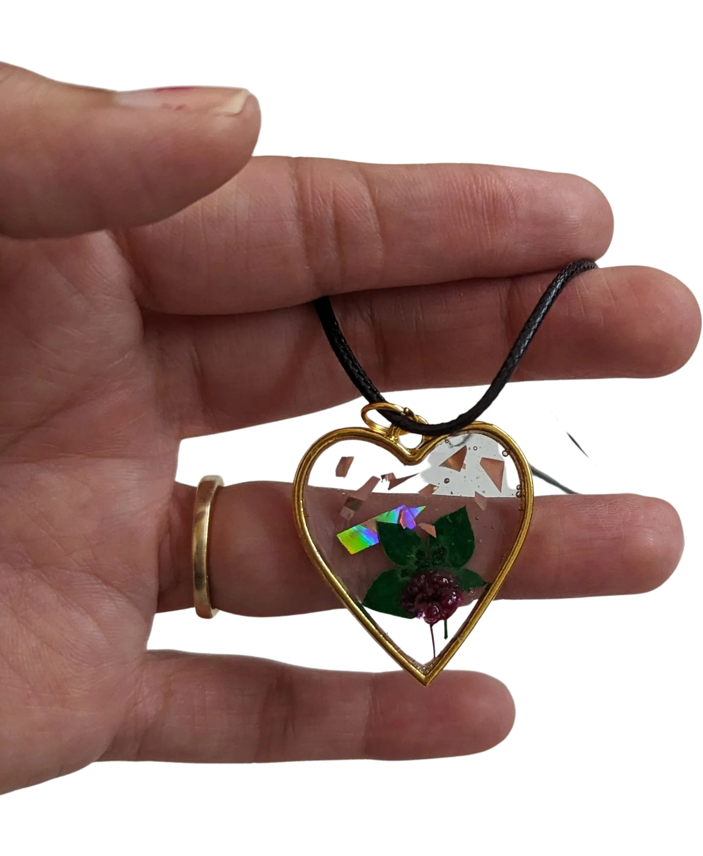 Necklace - 17.5 inches resin and flowers gold pendant on black cord