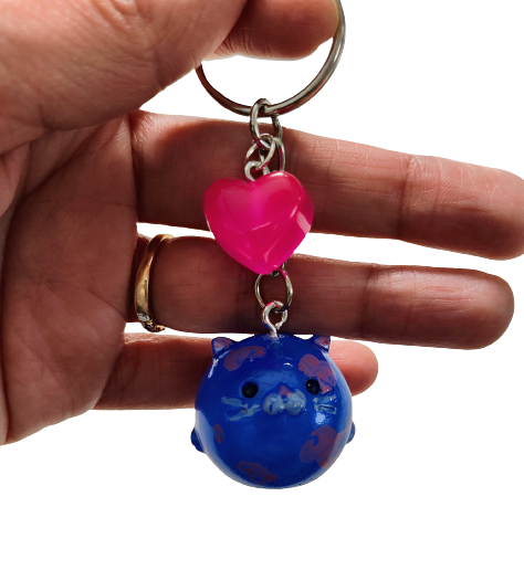 Keychain - Resin 3D cat with heart charm