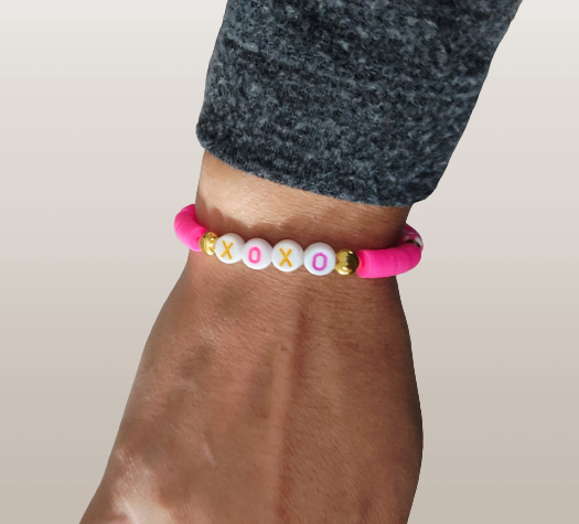 Bracelet - Small 6.5 inches elastic "XOXO" with colorful clay beads