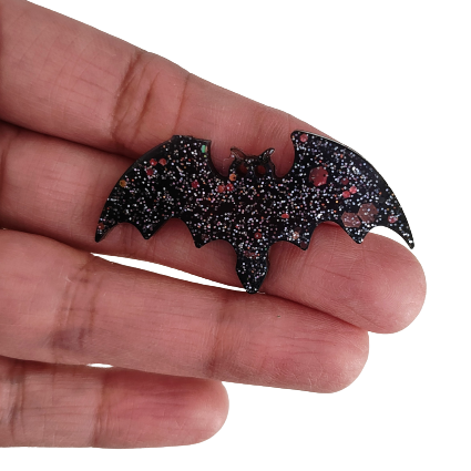 Pin - Bat resin pin with silver butterfly clutch