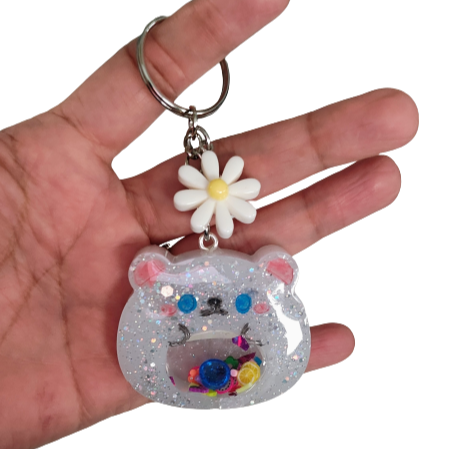 Keychain - Resin bear with paris daisy charm