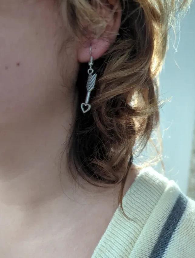Earrings - Antique silver arrow on silver hook