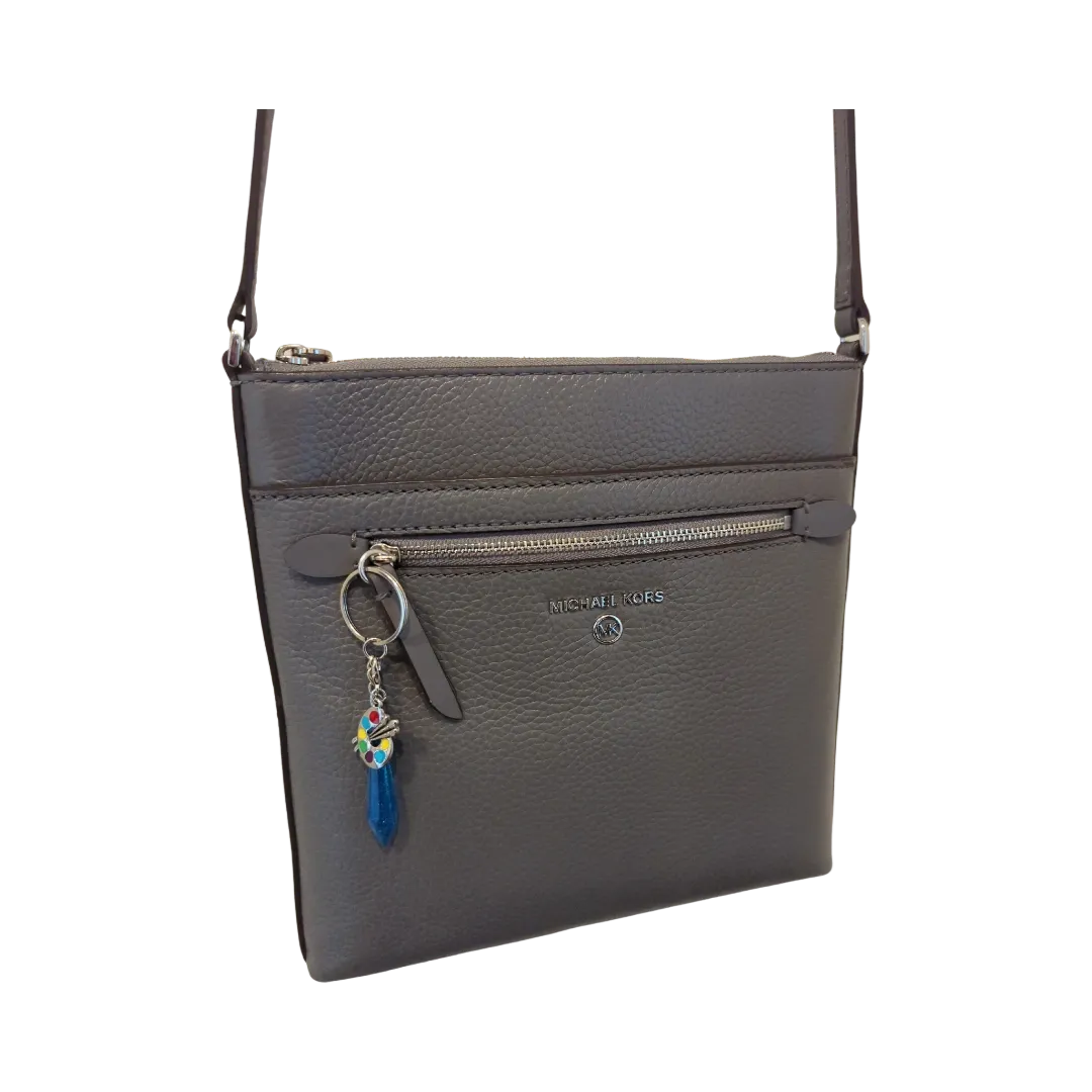 Keychain - Resin crystal piece and silver paint palette charm