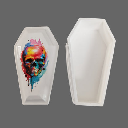 Knickknack - Resin coffin trinket box with lid

hand crafted with eco resin.

Eco Resin feels similar to Ceramic or porcelain: smooth, cool to the touch, and non-plastic.