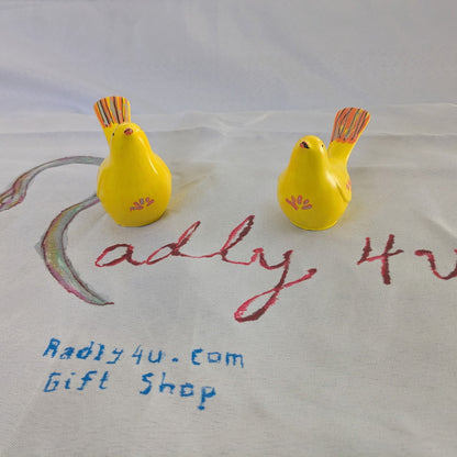 Resin Bird trinket

hand crafted with eco resin, and hand painted with acrylic paints.

Eco Resin feels similar to Ceramic or porcelain: smooth, cool to the touch, and non-plastic.