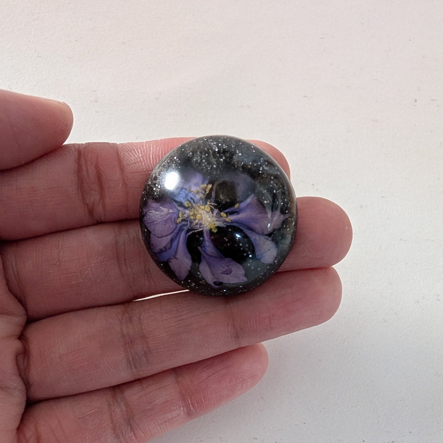 Pin - 3D large flower resin pin with silver butterfly clutch