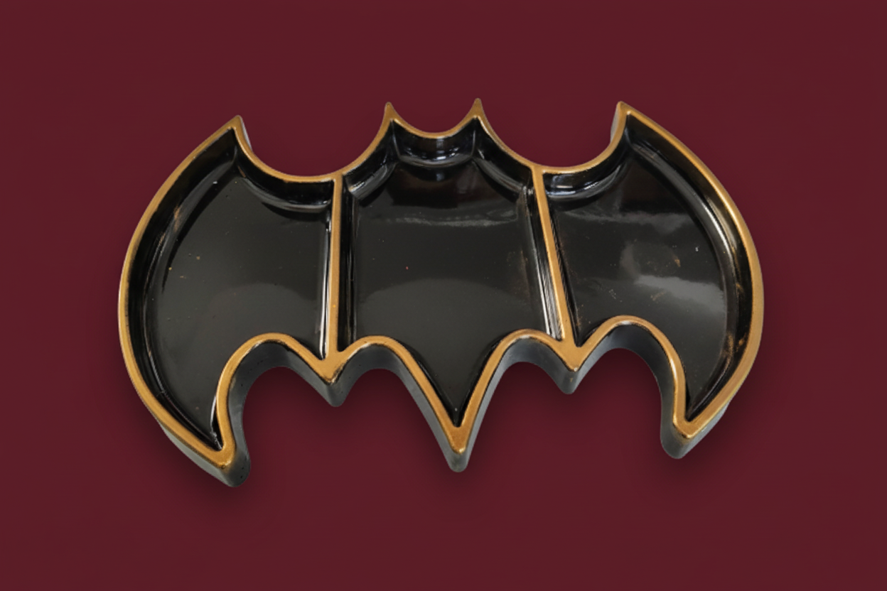 Black and gold bat dish