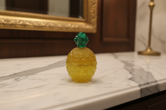 Resin pineapple trinket with lid