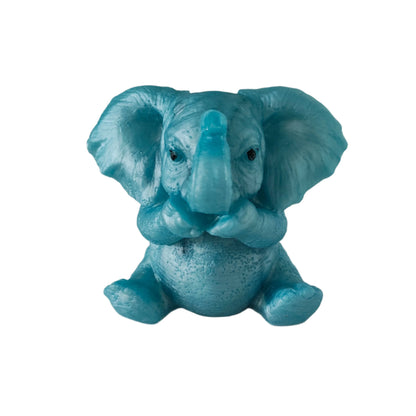This resin elephant trinket is a delightful addition to any collection! The "say no evil" design serves as a gentle reminder to stay true to yourself and resist negative influences. With its intricate details and sturdy resin material, it's the perfect piece to add to your knickknacks.