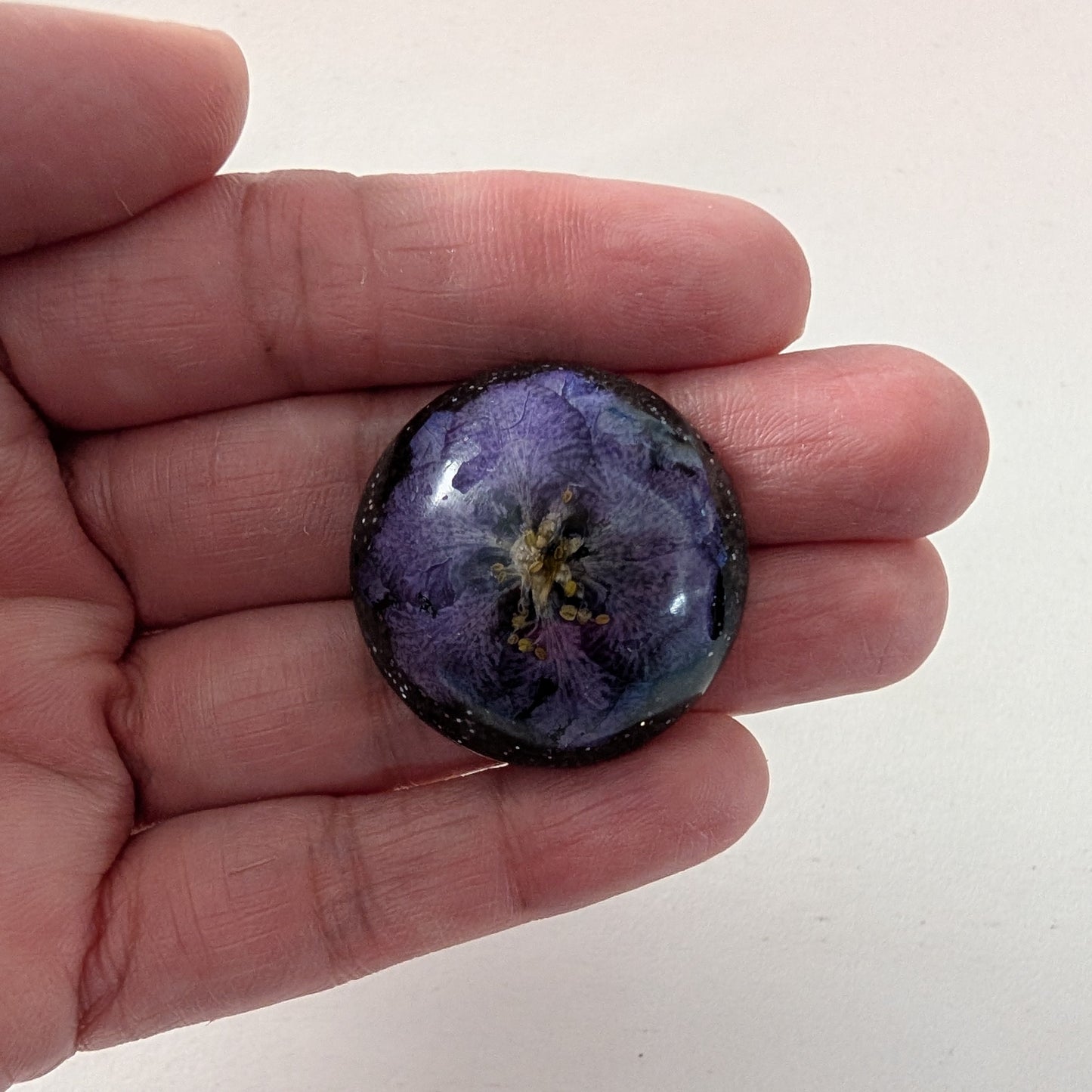 Pin - 3D large flower resin pin with silver butterfly clutch