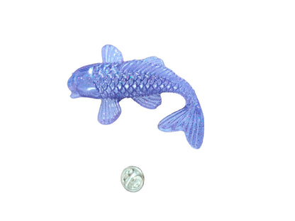 Add a touch of whimsy to any outfit with our 3D fish resin pin! Made with high-quality materials, the detailed design and silver butterfly clutch make it a durable and fashionable accessory. Perfect for any pin collector or sea-life lover.