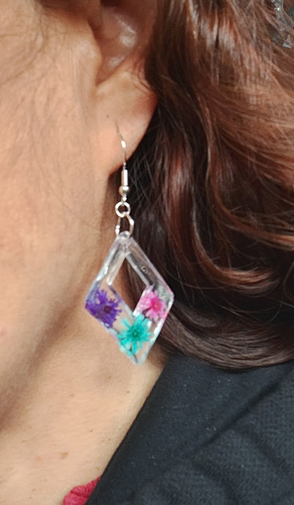 Earrings - Resin diamond shape on hook