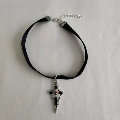 Necklace - Choker black velvet ribbon with  a Gothic silver cross charm