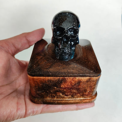 Knickknack - Resin square trinket box with skull lid