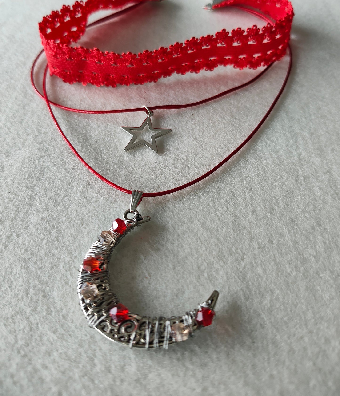 Necklace - Choker colored elastic lace ribbon with two polyester strands and a moon and star silver charm
