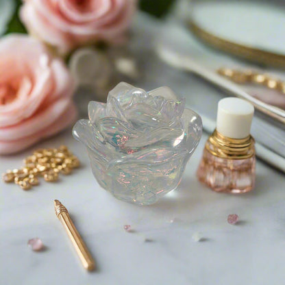 Knickknack - Resin rose trinket with lid