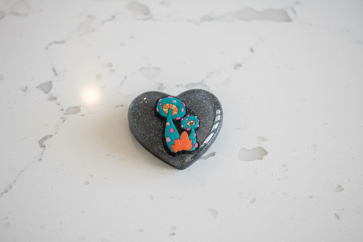 Magnet - Mushroom Resin Heart