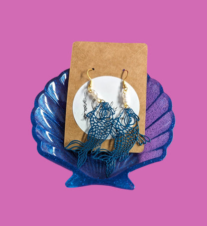 Gift Bundle - Coy fish earrings with seashell trinket dish