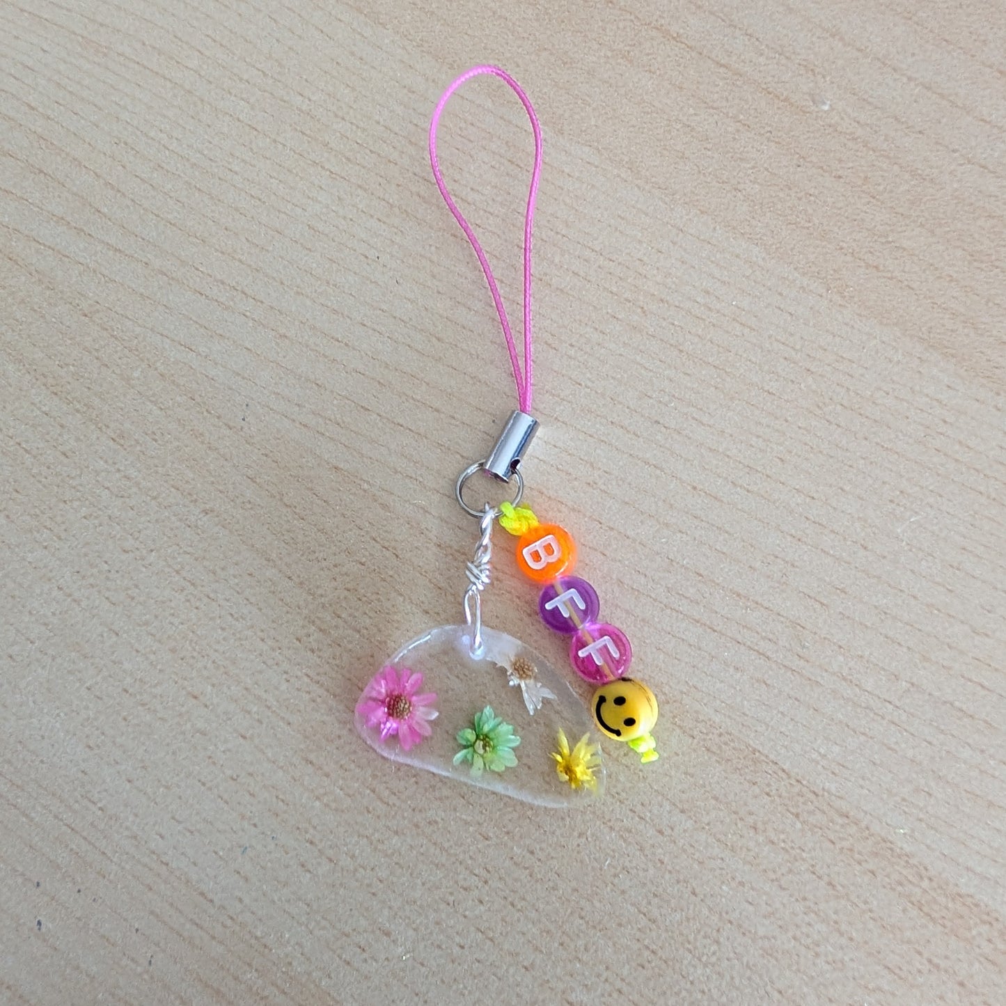 Phone charm - Resin charm with dried flowers and beads