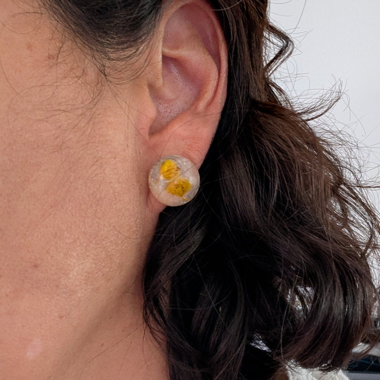 Earrings - 3D Dried flowers Resin on post