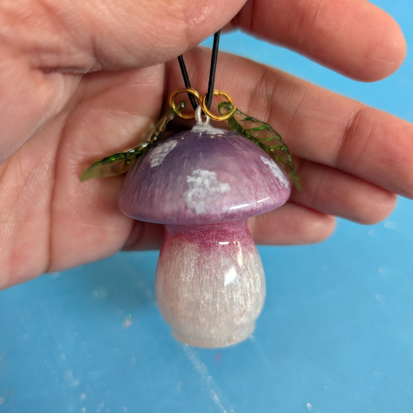 Car Ornaments - Resin mushroom A with acrylic leafs
