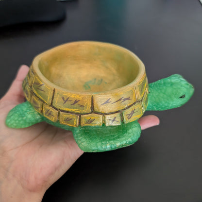 Knickknack - Resin Sea Turtle trinket/pot holder