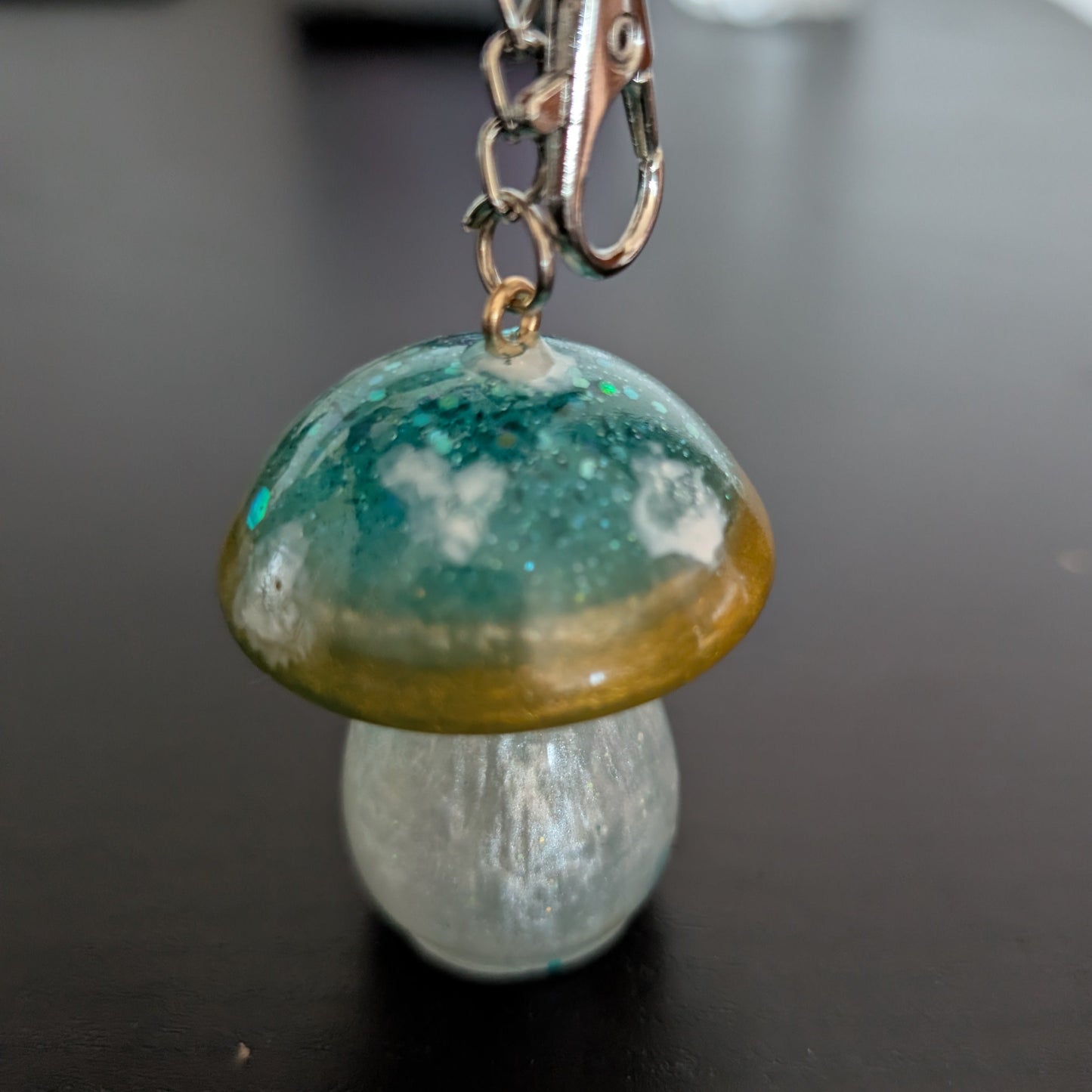 Keychain - Resin mushroom A