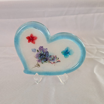 Knickknack - Resin large irregular heart tray