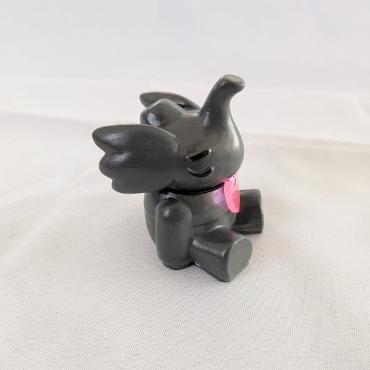 Knickknack - Resin elephant