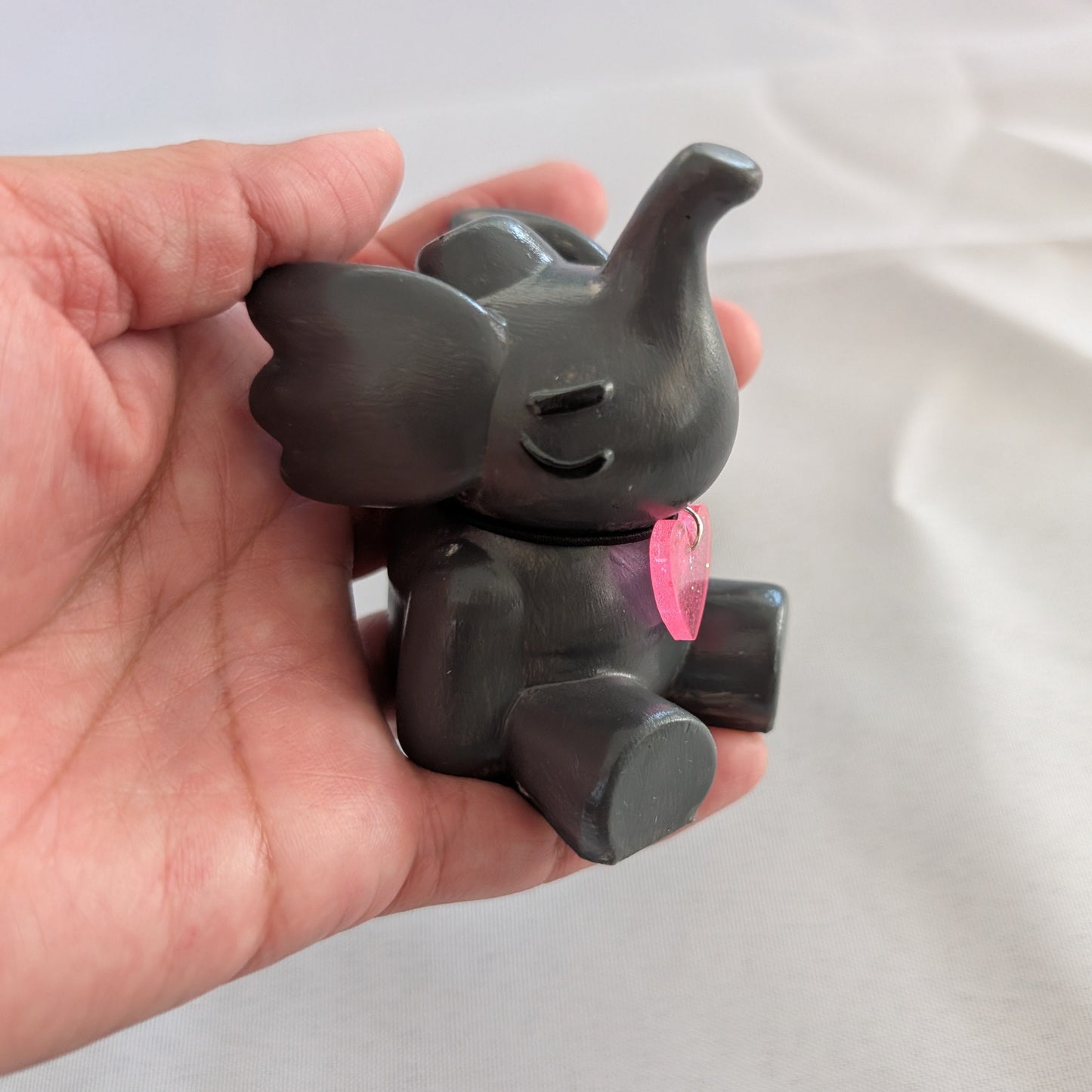 Knickknack - Resin elephant