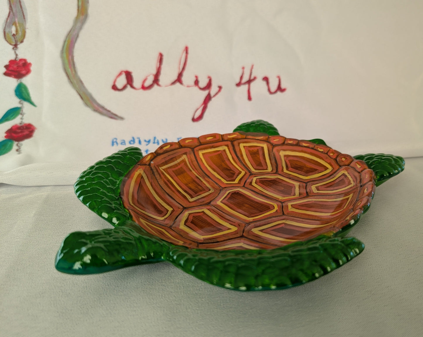 Knickknack - Resin Sea Turtle Tray