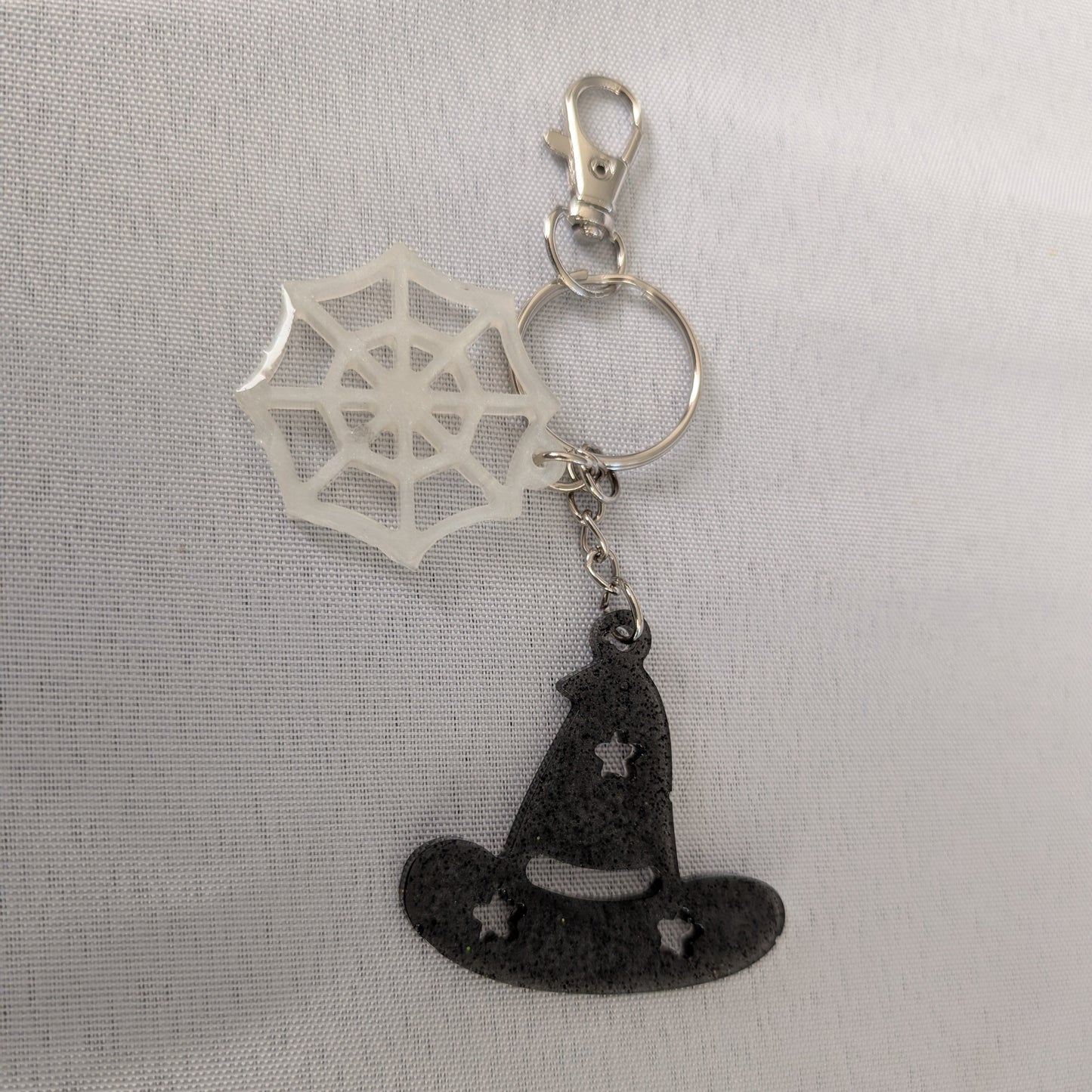 Keychain - Resin witch hat and spider web
